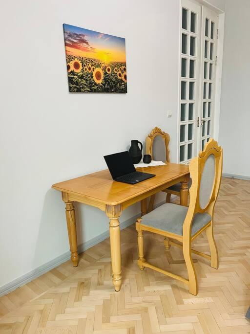 Spacious 2 Bedrooms In The Center Of יירבאן מראה חיצוני תמונה