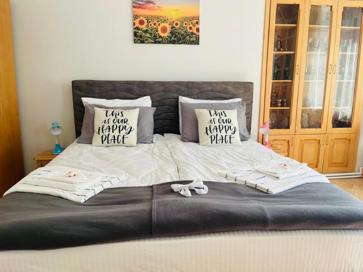 Spacious 2 Bedrooms In The Center Of יירבאן מראה חיצוני תמונה