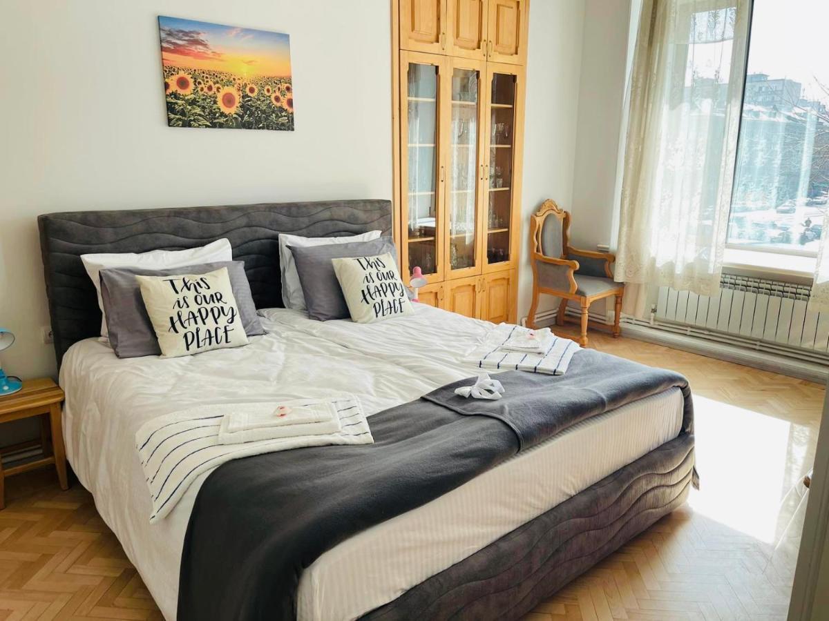 Spacious 2 Bedrooms In The Center Of יירבאן מראה חיצוני תמונה