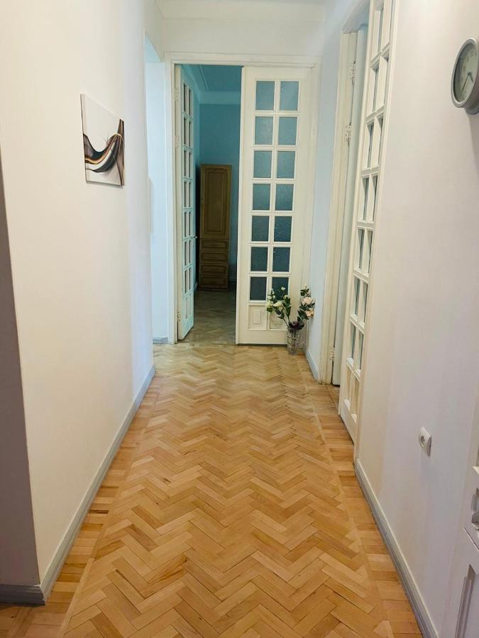 Spacious 2 Bedrooms In The Center Of יירבאן מראה חיצוני תמונה