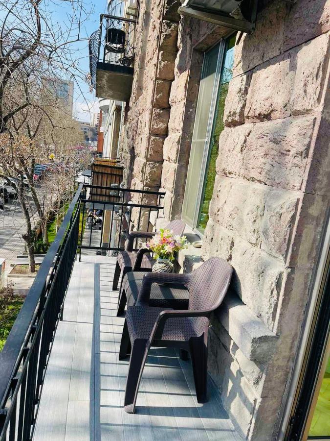 Spacious 2 Bedrooms In The Center Of יירבאן מראה חיצוני תמונה