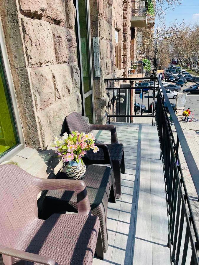 Spacious 2 Bedrooms In The Center Of יירבאן מראה חיצוני תמונה